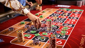 Ilustrasi keamanan digital dan perlindungan data untuk anggota dominobet